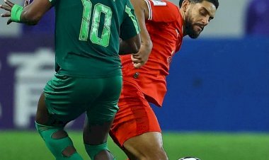 Lions Indomptables: Lionel Ateba remporte le duel face à Jean-Charles Castelletto !