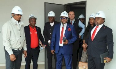 Fecafoot: Samuel Eto’o guide UBA sur le chantier du futur siège !