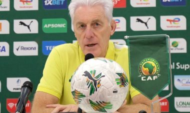 Afrique du Sud : Hugo Broos prêt pour la double confrontation !