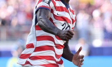 CDM 2026 : Les États-Unis s'offrent les huitièmes malgré le rouge de Balogun !