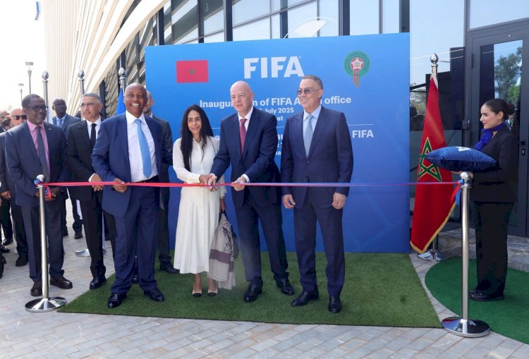 LE PRÉSIDENT DE LA CAF, LE DR PATRICE MOTSEPE, INAUGURE LE BUREAU AFRIQUE DE LA FIFA à RABAT !