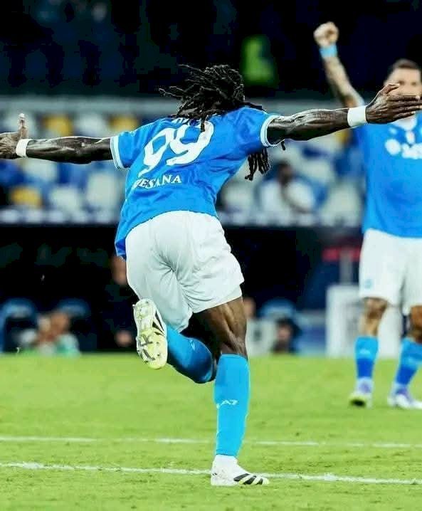 SERIE A : ZAMBO ANGUISSA ENFLAMME LE STADE DIEGO ARMANDO MARADONA!!