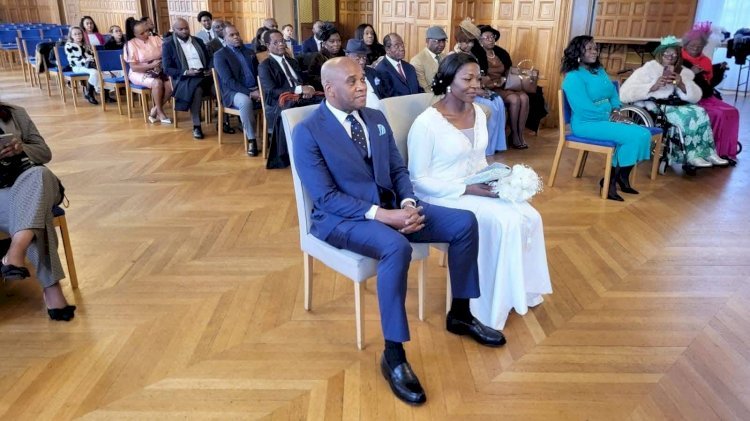 Carnet rose : Éric Niat n’est officiellement plus un cœur à prendre!