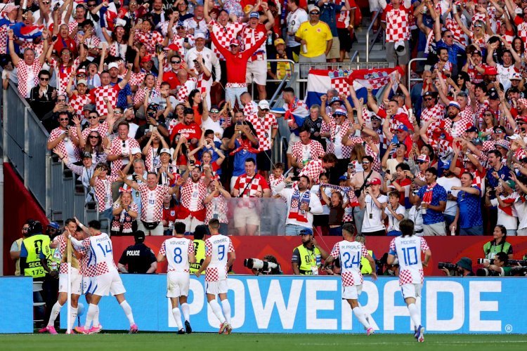 CDM 2026 : les Vatreni en patron, les Black Stars dos au mur à la pause !